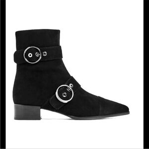NWT Black suede Zara buckle boots 36